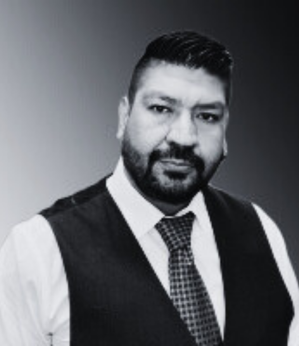 Alex Gutiérrez, EA
